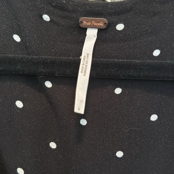 Free People black/white polka dot flared Mini dress Womens 4 deep V cocktail - Picture 8 of 11